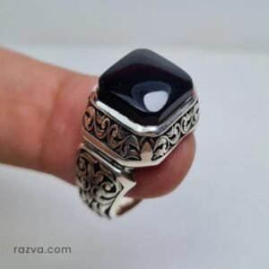 خاتم يدوي رجالي بنقوش إسلامية وحجر عقيق أسود طبيعي