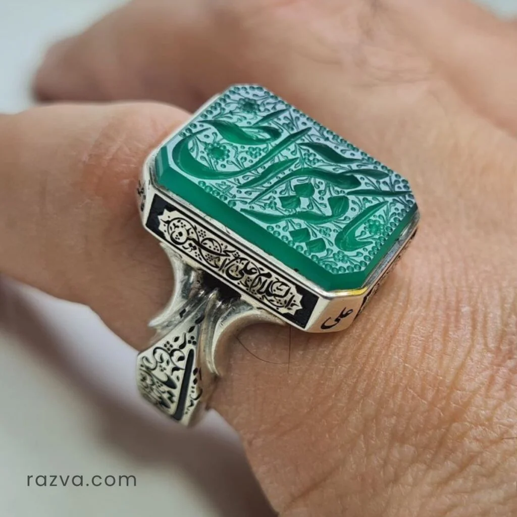خاتم عقيق أخضر شيعي رجالي من الفضة بتصميم سداسي منقوش