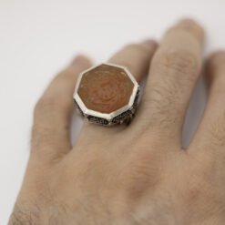 Bague homme en argent 925 avec agate yéménite orange gravée artisanalement