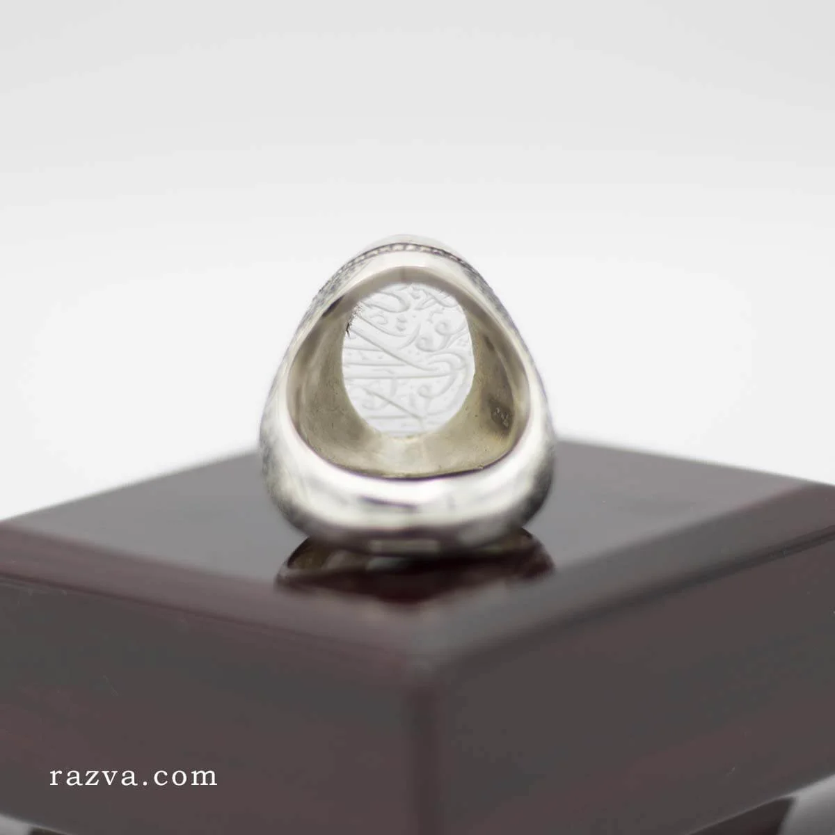 Bague en argent massif avec pierre Durr Najaf et motifs traditionnels