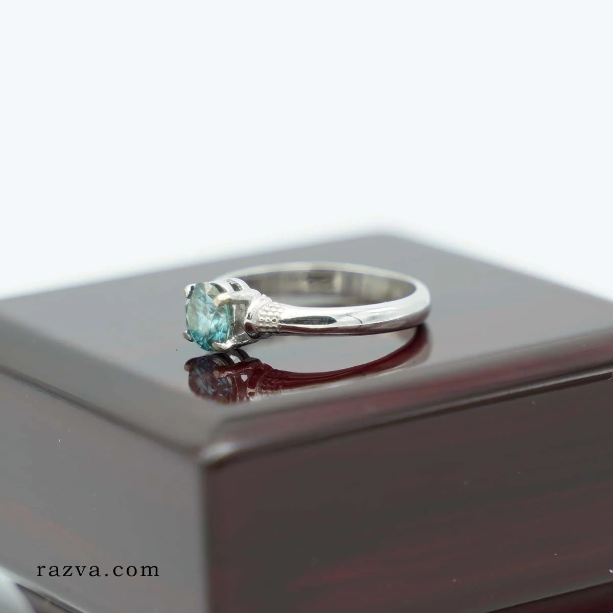 bijou de fiançailles pour femme en argent avec moissanite naturelle