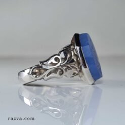 Bague artisanale avec pierre naturelle d’agate violette et gravure islamique