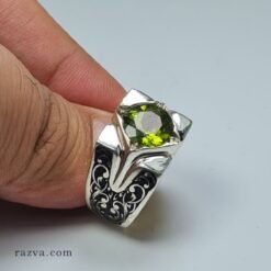 bague-argent-homme-peridot-monture-luxe