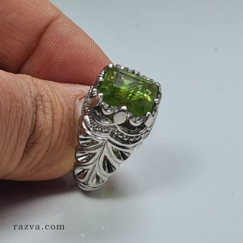 Bague Argent 925 Et Péridot - Taille 52 - Style Art Déco - Occasion En Bon état