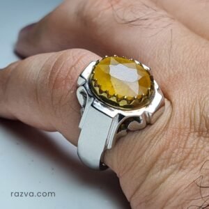 Bague homme en argent 925 avec rubis jaune naturel et design minimaliste.