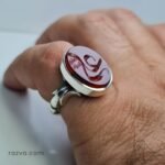 Bague argent 925 avec agate yéménite rouge gravée Ali (a), design fin et épuré