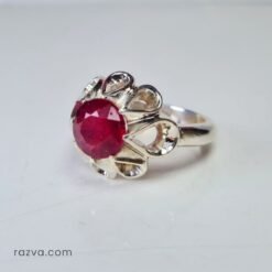 Bijou en argent 925 avec rubis rouge, style raffiné et minimaliste