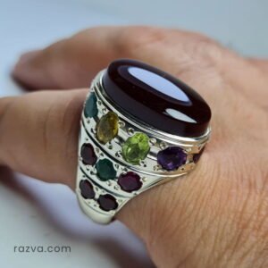 Chevalière homme en argent avec agate noire et pierres naturelles