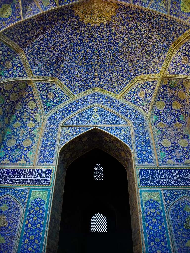 Turquoise iranienne dans les monuments